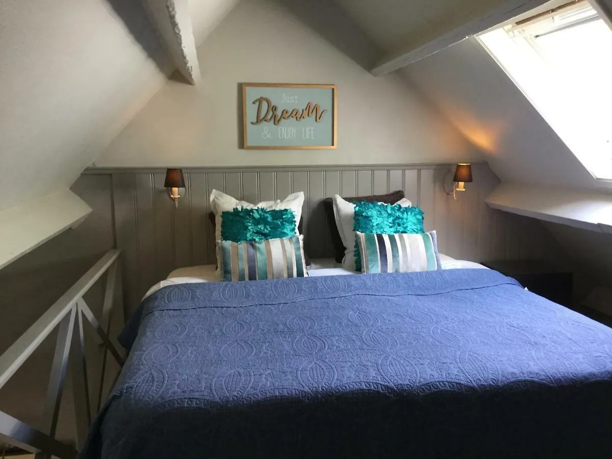 Boutique Hotel Het Bloemenhof Brugia 3*,