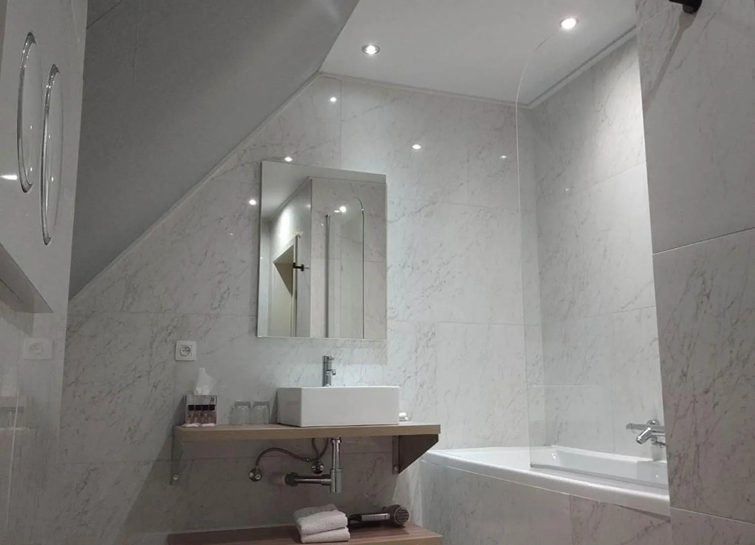 Boutique Hotel Het Bloemenhof 3*, Bruges Belgium